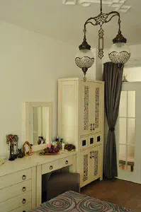 Oriental motives – lime wood with organic patinas, hand ageing and oriental motifs set in geometric shapes, photo 3